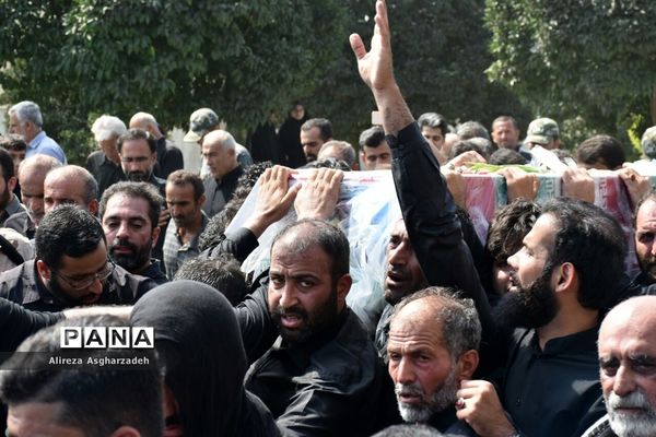 مراسم تشییع پیکر شهیدسید جلال حبیب‌اله‌پور