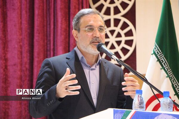 حضور وزیر آموزش‌وپرورش در گردهمایی فرهنگیان در نوشهر