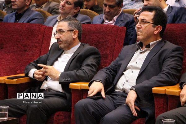 حضور وزیر آموزش‌وپرورش در گردهمایی فرهنگیان در نوشهر