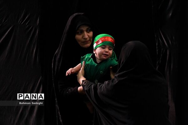 همایش شیرخوارگان حسینی در مصلی تهران