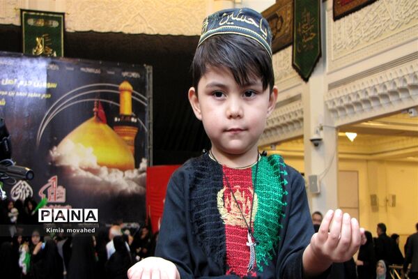 برگزاری همایش عظیم شیرخوارگان حسینی در حرم شاهچراغ(ع)