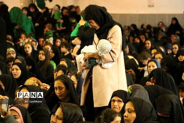 همایش شیرخوارگان حسینی در حسینیه ثارالله قائم شهر