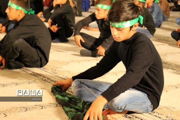 حضور پرشور دانش‌آموزان استان کهگیلویه و بویراحمد در سوگواره‌ «احلی‌من‌العسل»