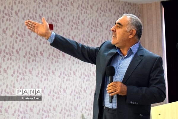همایش ملی سواد آموزی در تبریز