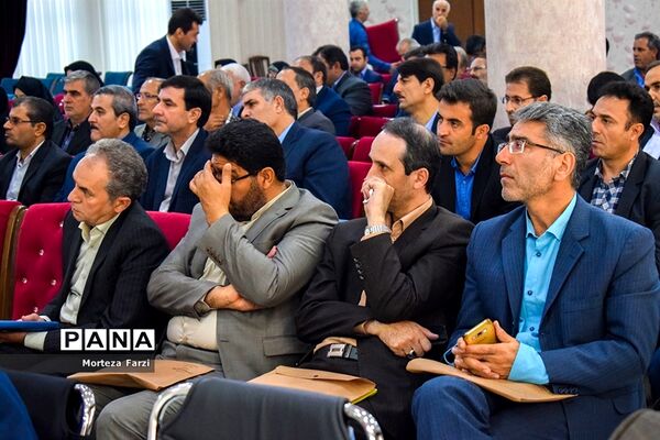 همایش ملی سواد آموزی در تبریز