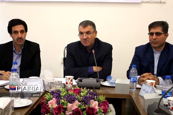 جلسه برنامه ریزی معاونان پرورشی و تربیت بدنی جوار اهر، سراب و میانه