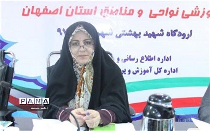 معاون آموزش ابتدایی اداره کل آموزش و پرورش استان:آموزش پرورش مسئولیت اجتماعی بسیار بالایی دارد