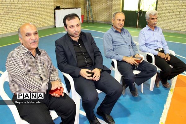 مسابقات هفت سنگ استان بوشهر