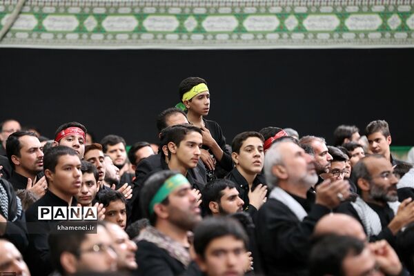 اولین شب مراسم عزاداری حضرت اباعبدالله الحسین (ع) در حسینیه امام خمینی