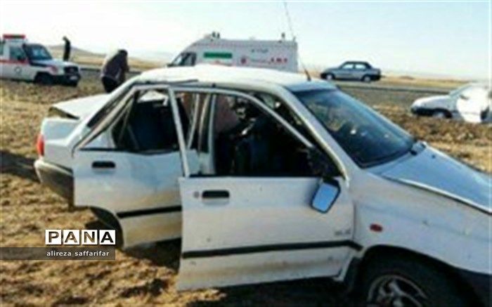 واژگونی پراید در محور  اردستان به مهاباد