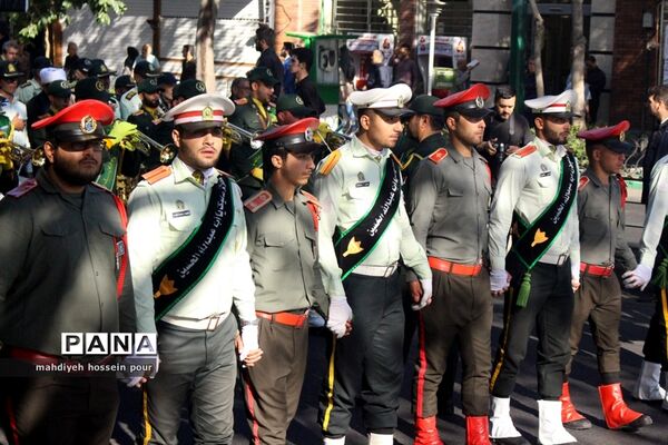 تشییع پیکر مطهر  ۹ شهید گمنام دفاع مقدس در تبریز