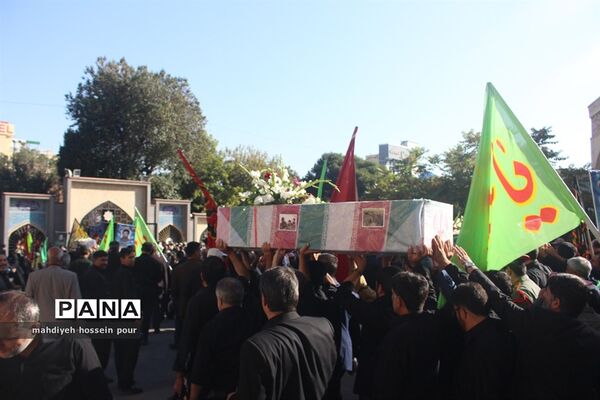تشییع پیکر مطهر  ۹ شهید گمنام دفاع مقدس در تبریز