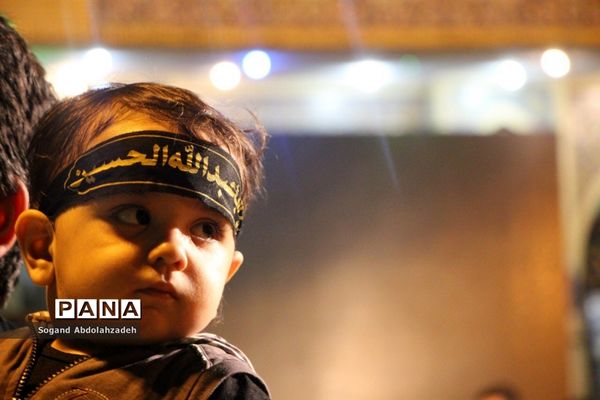 عزاداری مردم ساری در شب هشتم ماه محرم