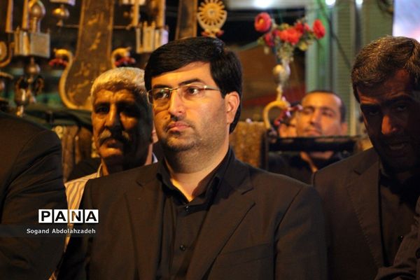 عزاداری مردم ساری در شب هشتم ماه محرم