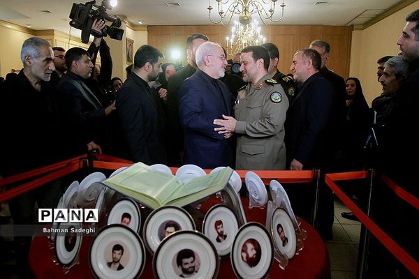 افتتاح نمایشگاه اسناد نقش وزارت امور خارجه در دفاع مقدس