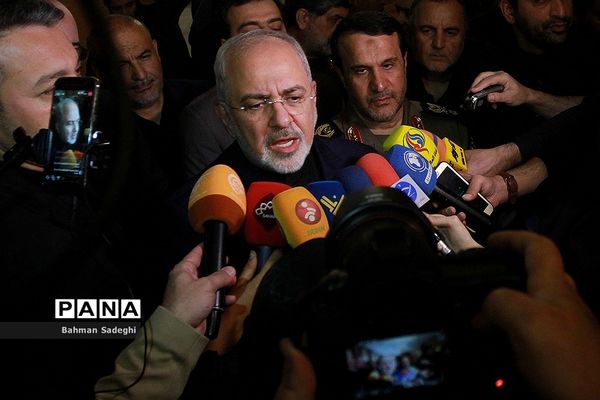 افتتاح نمایشگاه اسناد نقش وزارت امور خارجه در دفاع مقدس