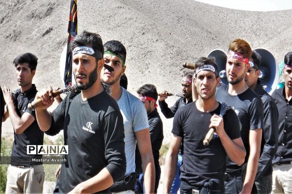 مراسم عزاداری روز تاسوعا حسینی در روستای براندود از توابع شهرستان درمیان