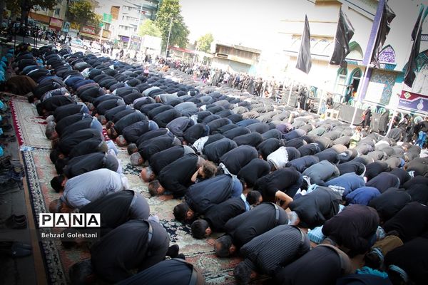 نماز ظهر عاشورا در ارومیه