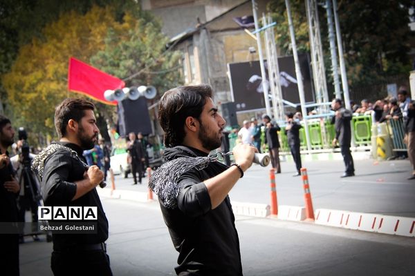 نماز ظهر عاشورا در ارومیه