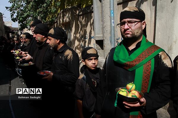 نذر سیب