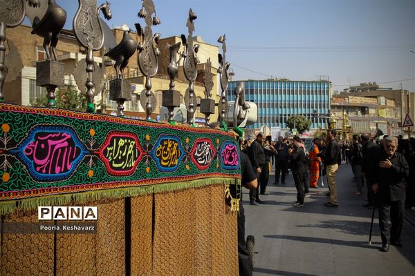 عزاداری روز عاشورا در شیراز