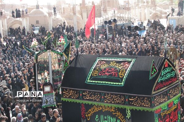 مراسم نخل گردانی در شهرستان خوسف