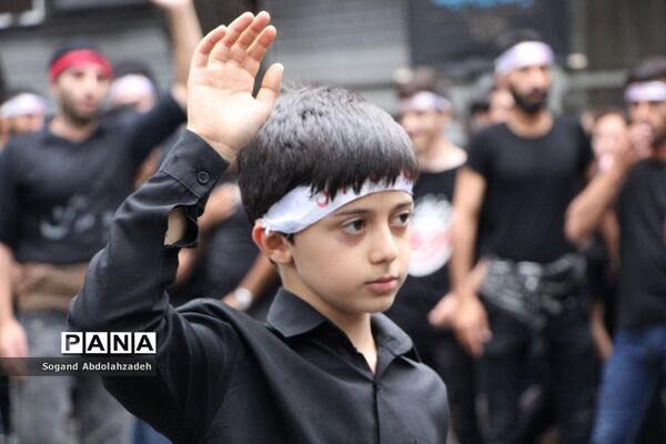 عزاداری روز عاشورا در ساری