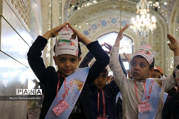 روز شکوفه‌ها در حرم مطهر رضوی