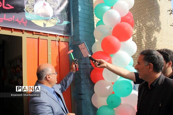 آیین نمادین نواختن  زنگ شکوفه‌ها در ارومیه