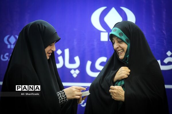 حضور معصومه ابتکار، معاون امور زنان و خانواده ریاست جمهوری در خبرگزاری پانا