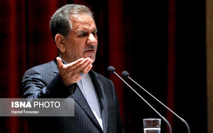 جهانگیری :‌ ۳۰ درصد رسوب کالا در انبارهای گمرک وجود دارد