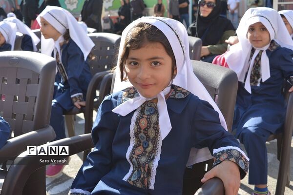 آیین جشن شکوفه ها در شهریار