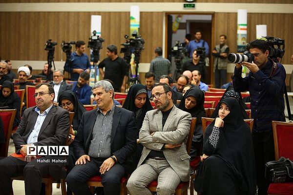 نشست خبری  وزیر آموزش و پرورش