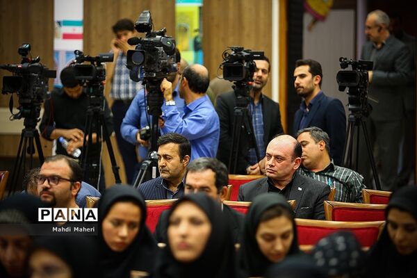 نشست خبری  وزیر آموزش و پرورش