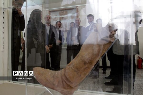 بازدید دانش آموزان از موزه ملی ایران
