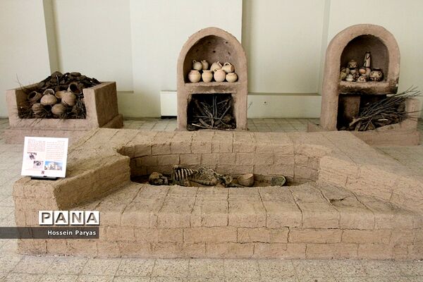 بازدید دانش آموزان از موزه ملی ایران