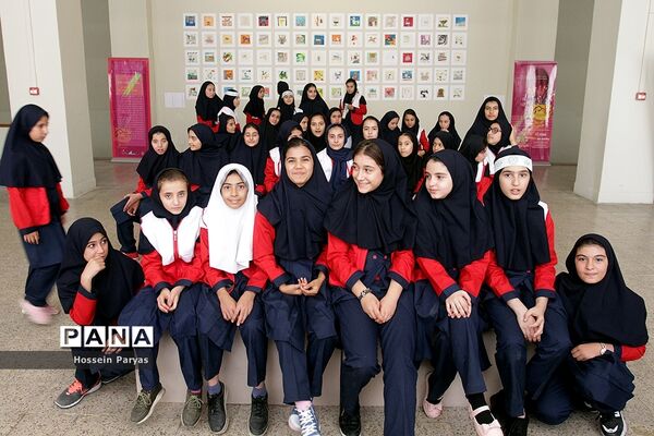 بازدید دانش آموزان از موزه ملی ایران