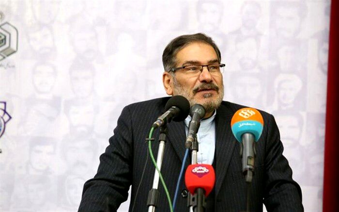شمخانی: باید ترامپ را در جنگ اقتصادی مایوس کنیم
