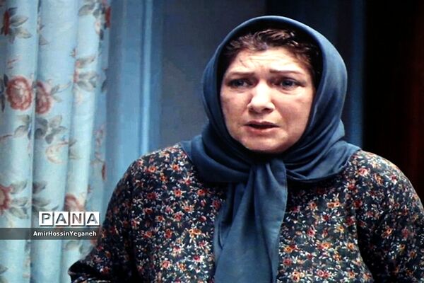 نمایش و نقد و بررسی فیلم اباجان در جزیره کیش