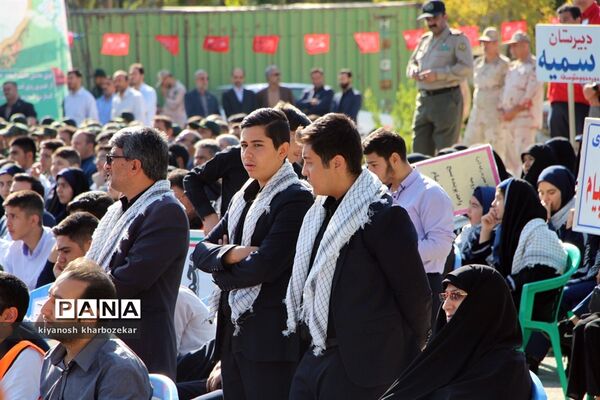 آیین غبار روبی مزار شهدا به مناسبت گرامیداشت هفته دفاع مقدس در ارومیه