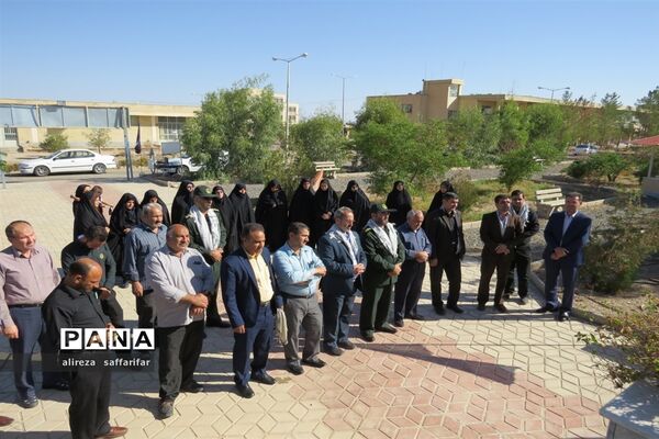 تجدید میثاق فرهنگیان اردستانی با شهدا