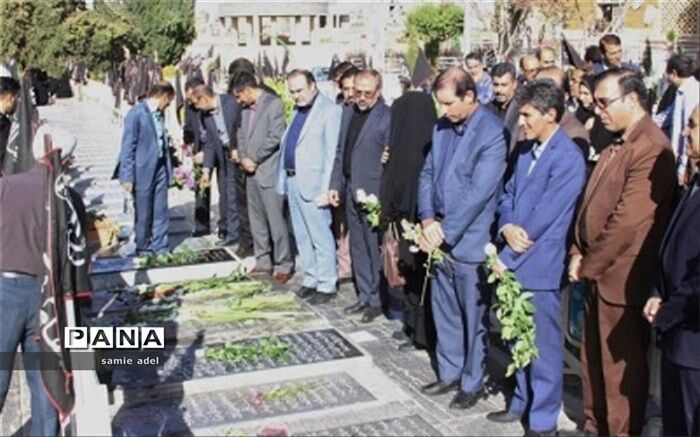 برای رونق اخلاق در جامعه، دانش آموزان باید به شهدا تاسی پیدا کنند
