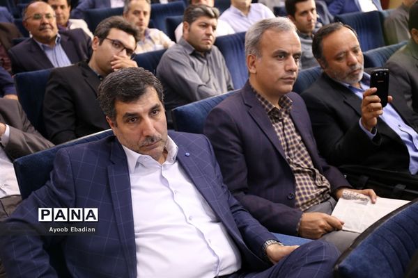 مراسم تکریم و معارفه مدیرکل  اداره نوسازی مدارس استان آذربایجان شرقی