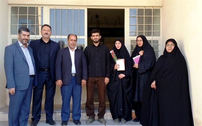 آقای معلم و عروس خانمی که زندگی مشترک خود را از مدرسه آغاز کردند
