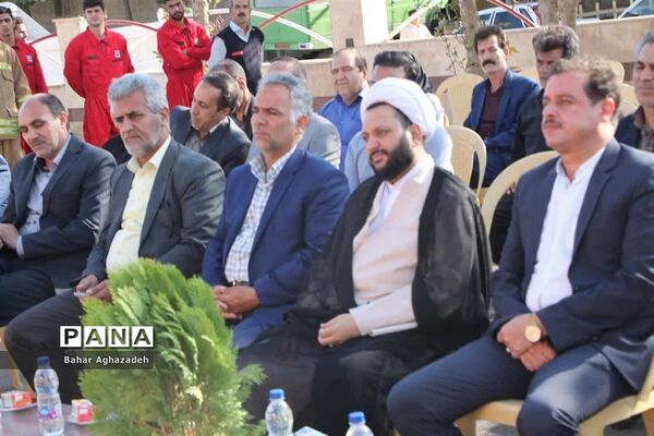 مراسم تجلیل از آتش نشانان فشافویه