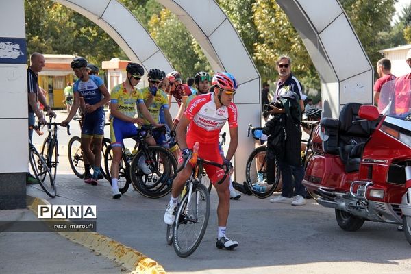 پایان دوره نخست  توردوچرخه سواری  ایران-آذربایجان در ارومیه
