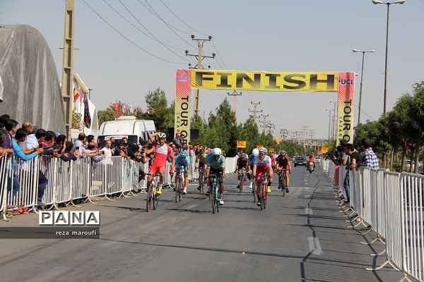پایان دوره نخست  توردوچرخه سواری  ایران-آذربایجان در ارومیه