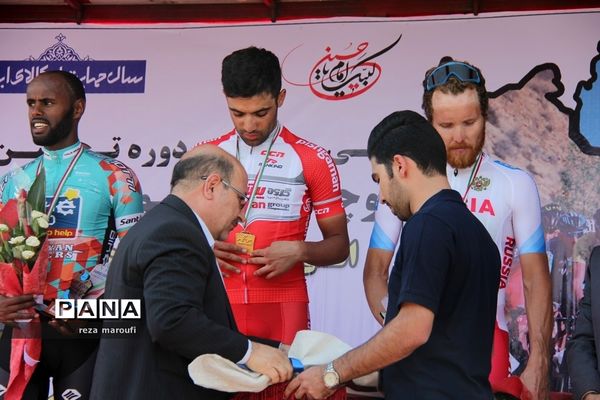 پایان دوره نخست  توردوچرخه سواری  ایران-آذربایجان در ارومیه