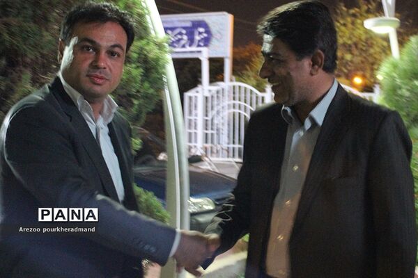 اولین نشست شورای دبیران دبیرستان پسرانه استعدادهای درخشان  شهید صدوقی دوره دوم ناحیه 2 یزد