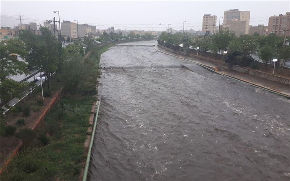 بارش پراکنده باران در سواحل دریای خزر